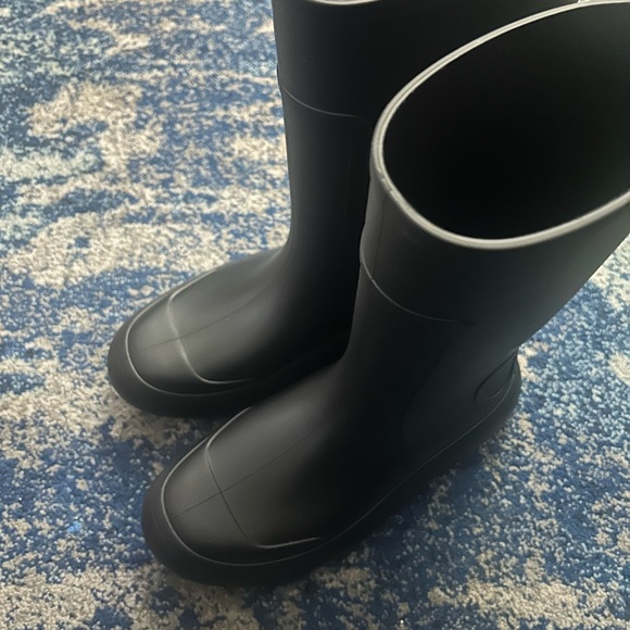 Ferragamo rain boots - Picture 2 of 13